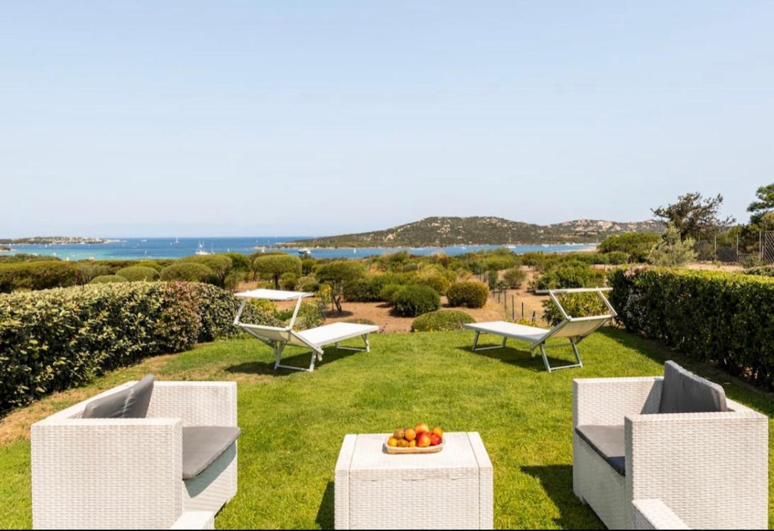 Apartamento A Schiera Con Giardino -